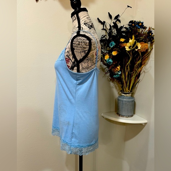 Light Blue Lace Trim Camisole - Picture 5 of 7